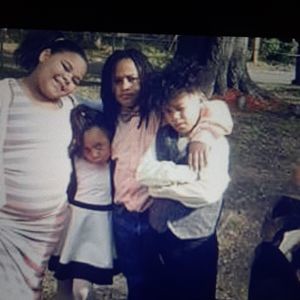 Meet your Posher, Malakhilewis